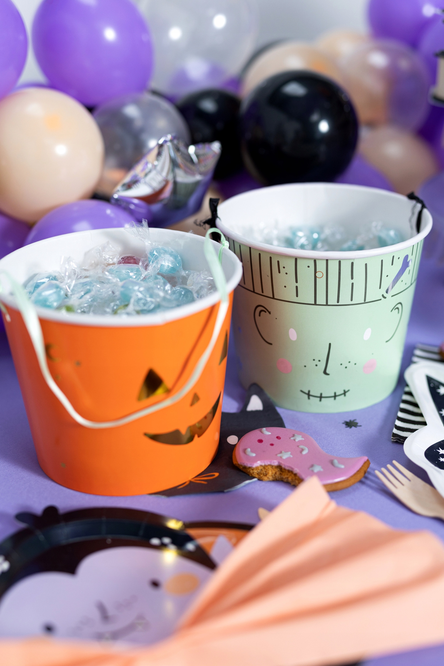 Przechowywanie słodkości w stylu Halloween