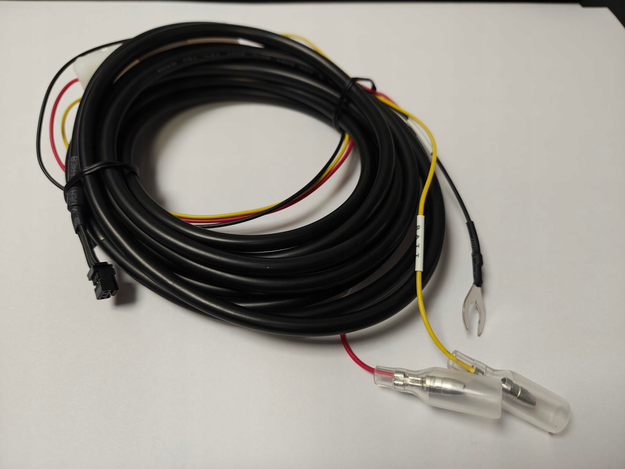 Oryginalny przewód do rejestratorów Mio MiVue – Gwarancja jakości