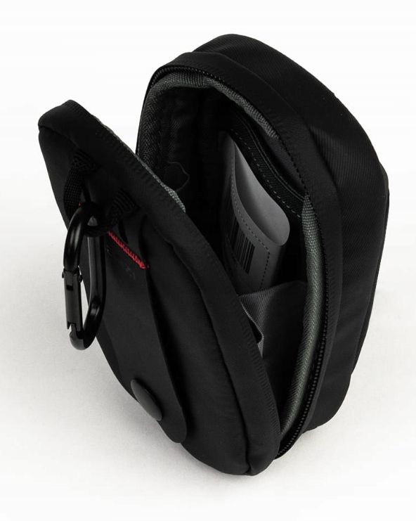 Wygodne przechowywanie kart pamięci i baterii