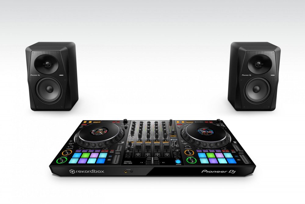 Wysoka moc znamionowa 60 W dla intensywnych doznań audio