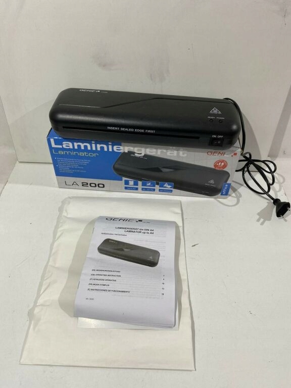 Zestaw z foliami do laminowania w formacie A4