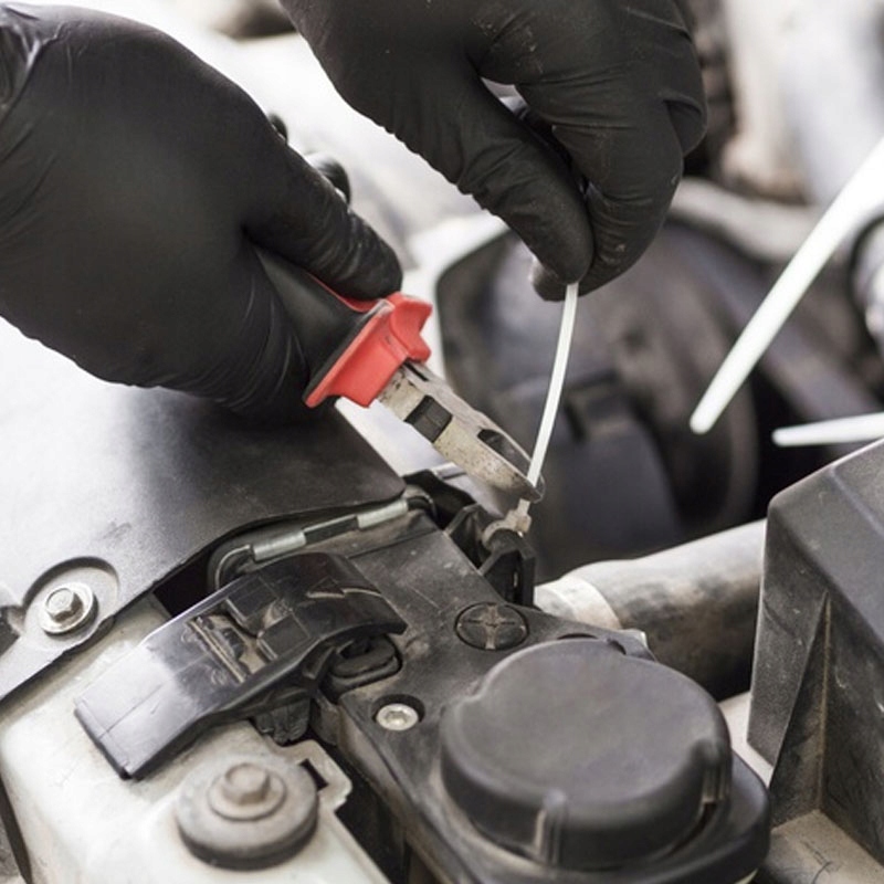 Zastosowanie opasek zaciskowych w codziennych naprawach