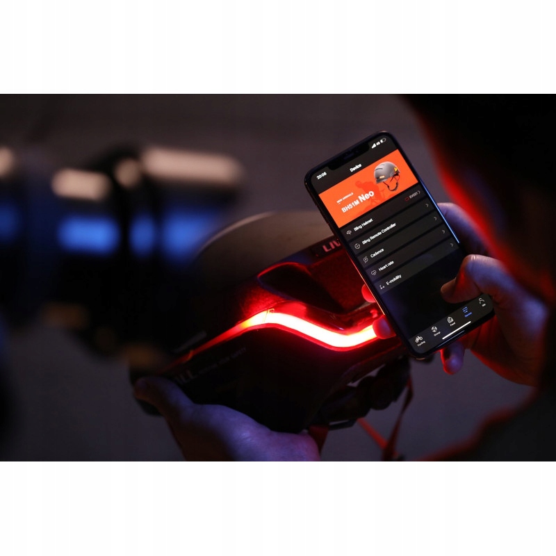 System detekcji upadku i alert SOS