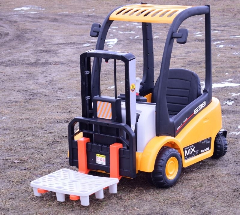 Elektryczne widły i zdalne sterowanie