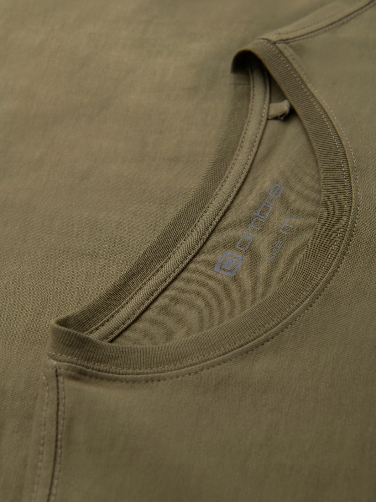 Swobodny krój i długie rękawy – Idealne dopasowanie do każdej sylwetki