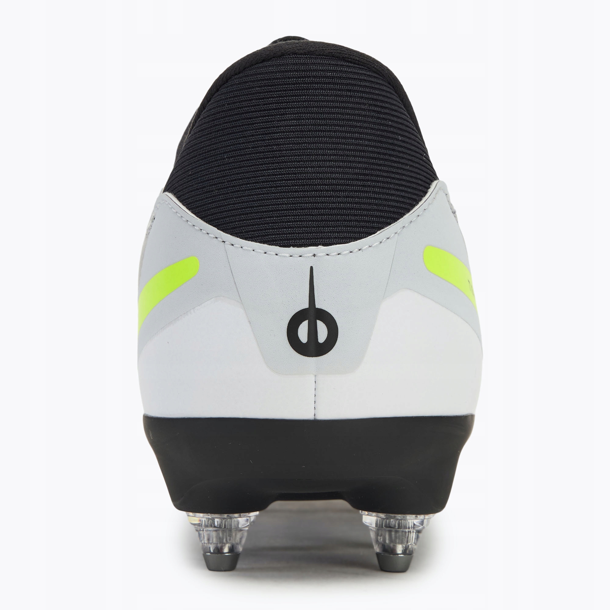 Aluminiowe korki – Doskonała przyczepność na miękkiej nawierzchni