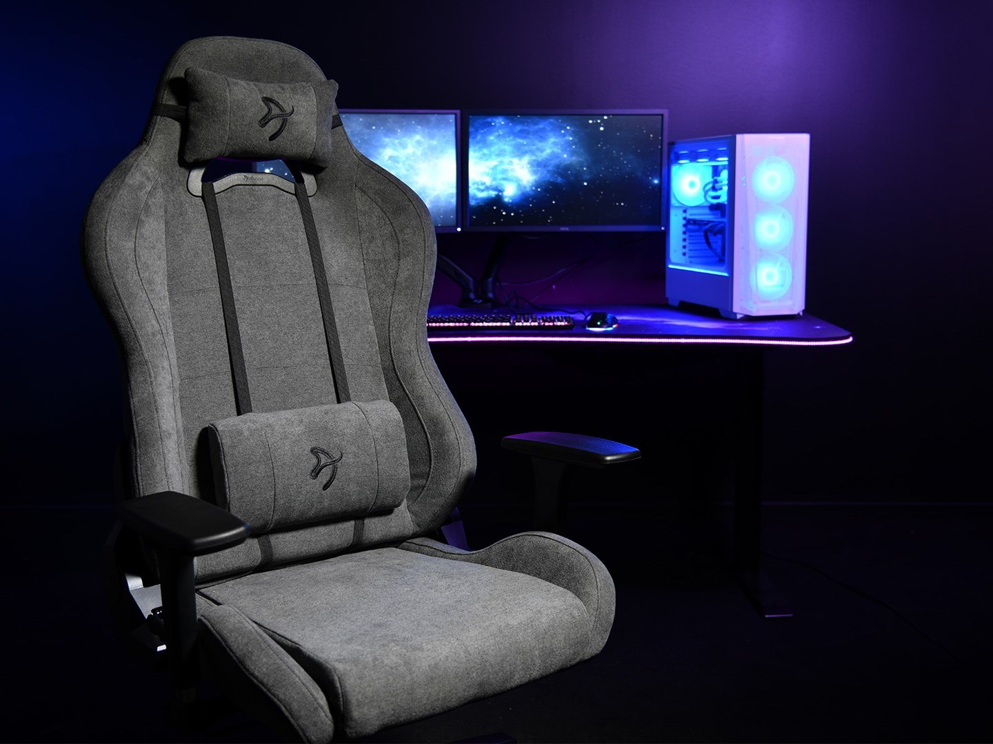 Ergonomiczne wsparcie z poduszkami lędźwiowymi i szyjnymi