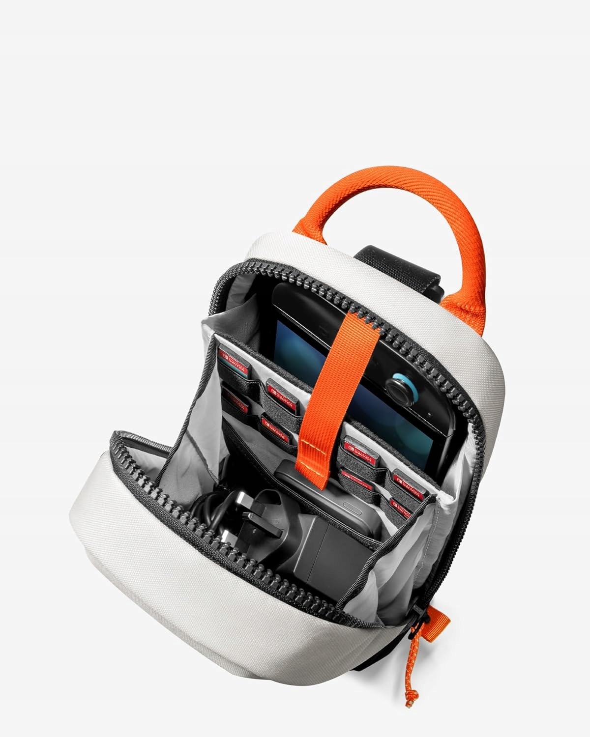 Zorganizowane przechowywanie akcesoriów i gier