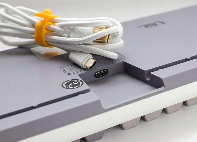 Typ połączenia – Przewodowa klawiatura z interfejsem USB Type-C