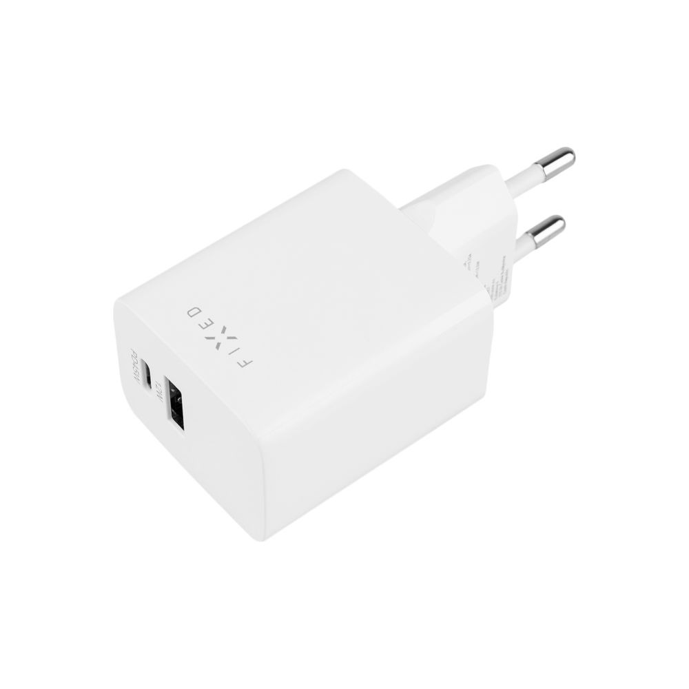 Dwa porty ładowania: USB-C i USB-A