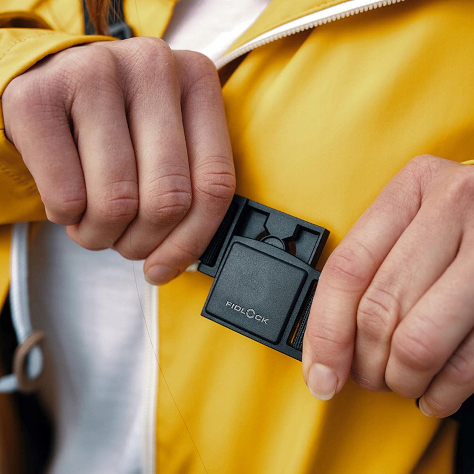 Praktyczna magnetyczna klamra do paska