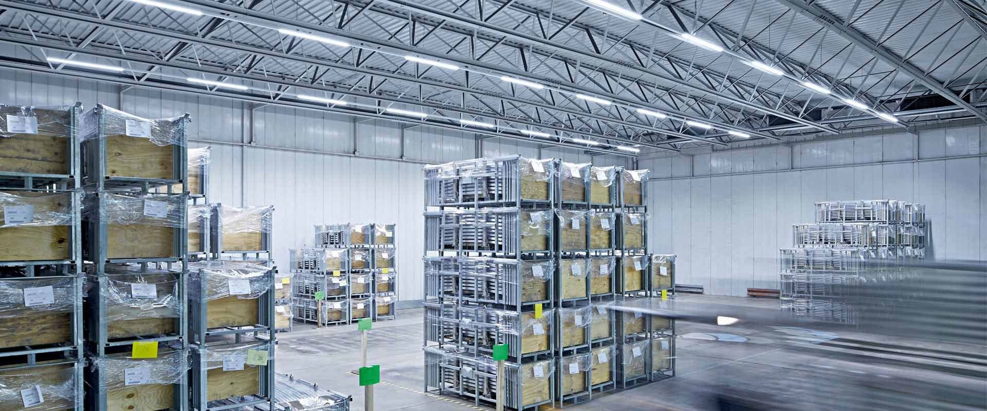 Zastosowanie w różnych przestrzeniach – Idealna do biur i sklepów