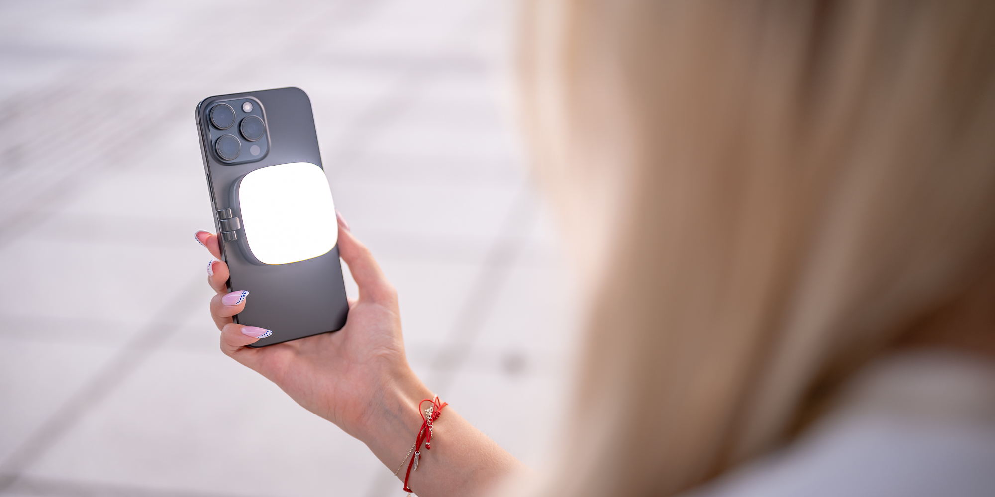 Lampa LED Newell Bella