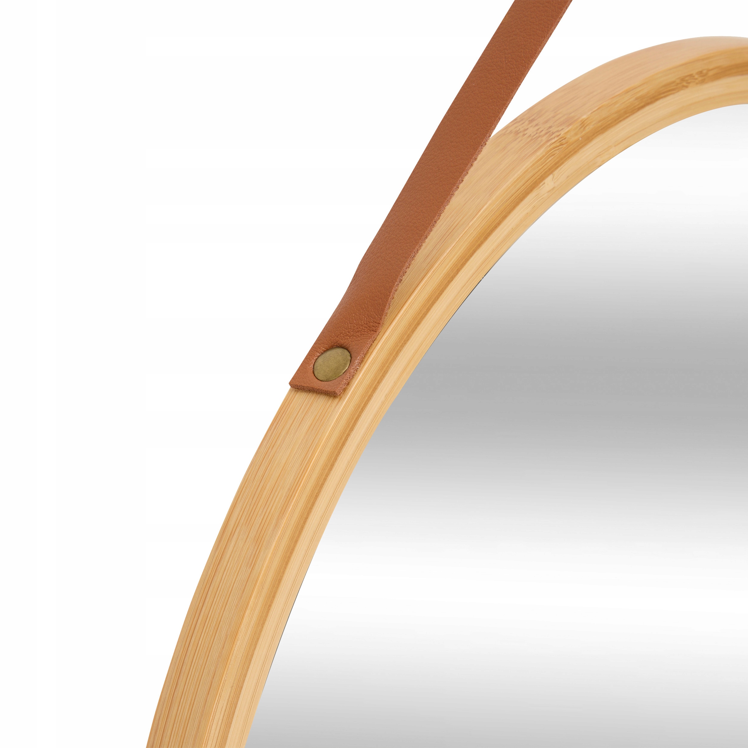 Stylowy design i materiały – Dlaczego warto wybrać lustro LOBEE?