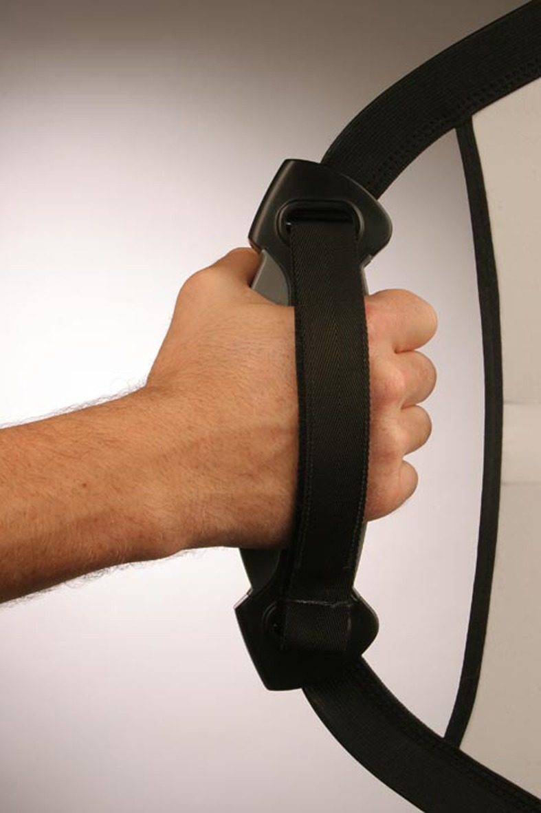 Ergonomiczny uchwyt z paskiem zabezpieczającym