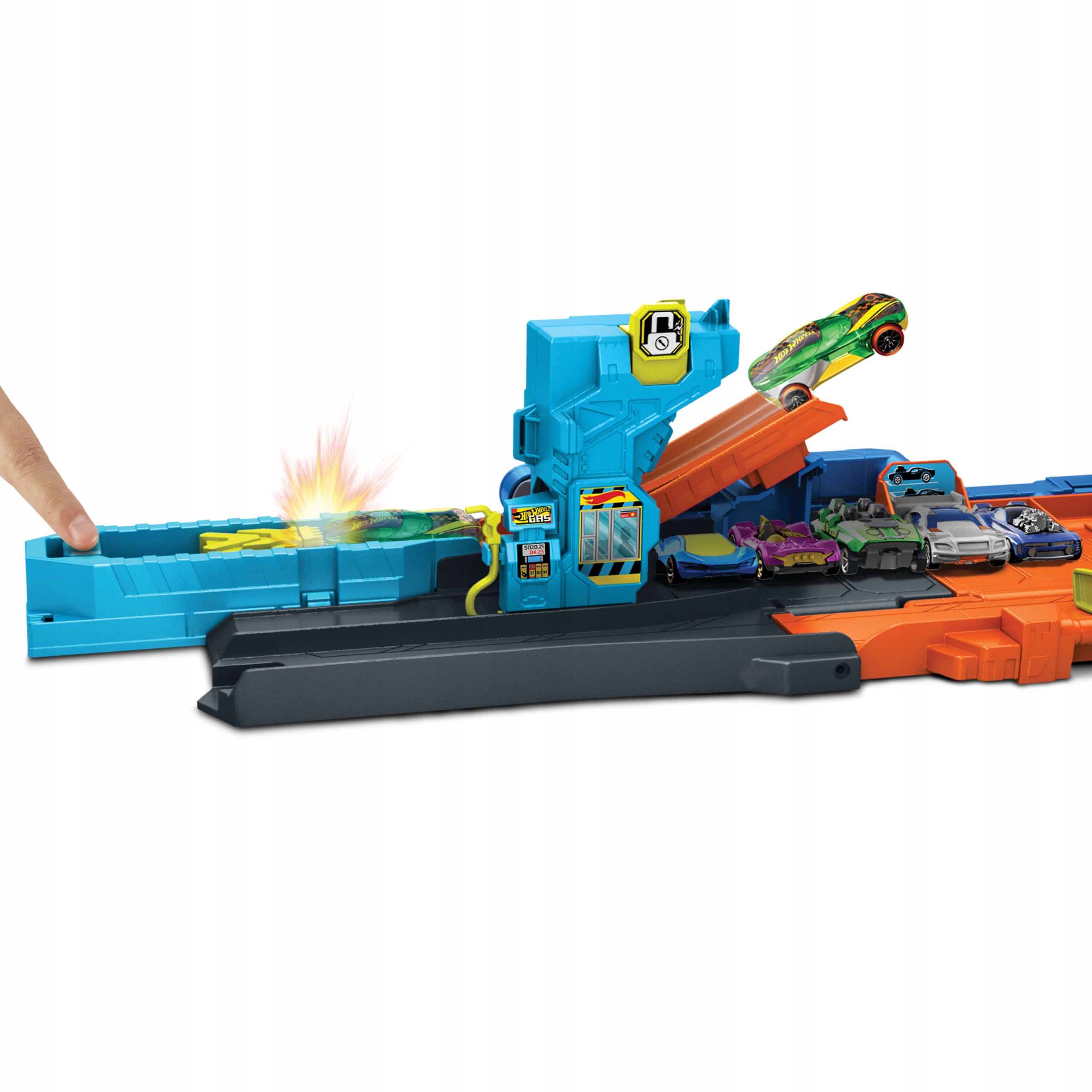 Imponujący skok i elementy do zabawy