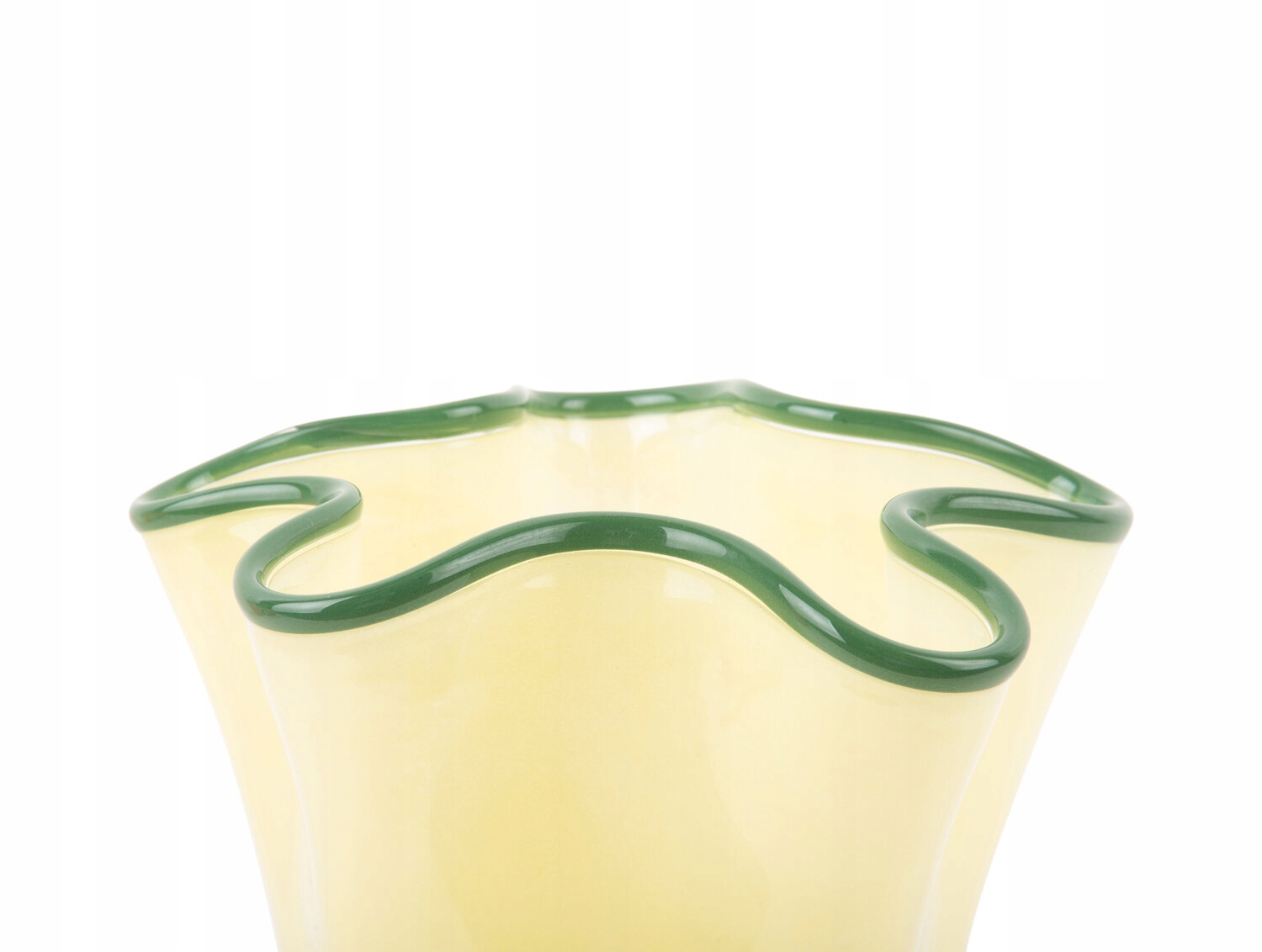 Unikalny design i oryginalny kształt wazonu