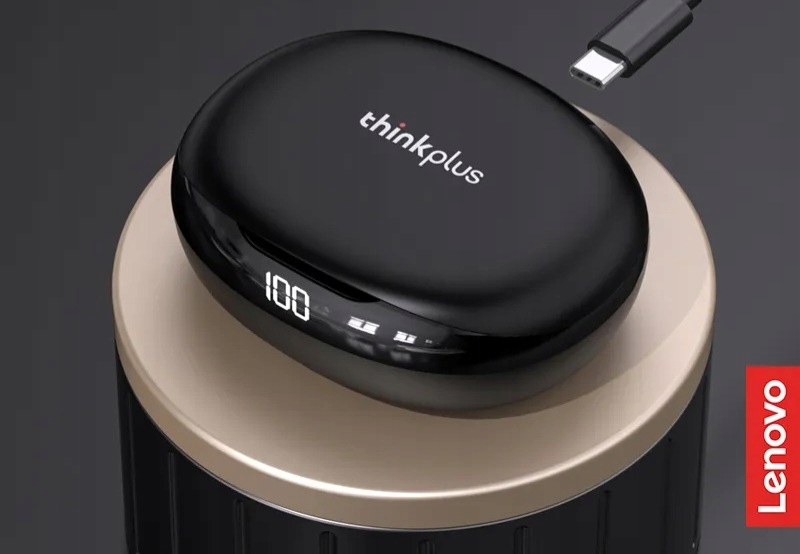 Dodatkowe akcesoria w zestawie – etui ładujące i kabel USB-C