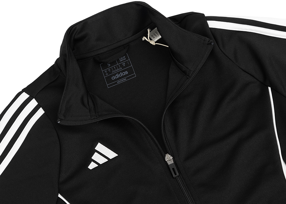 Design i detale – Logo adidas i charakterystyczne paski