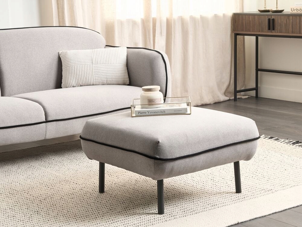 Otomana jasnoszara TONSBERG – Luksusowy komfort i styl
