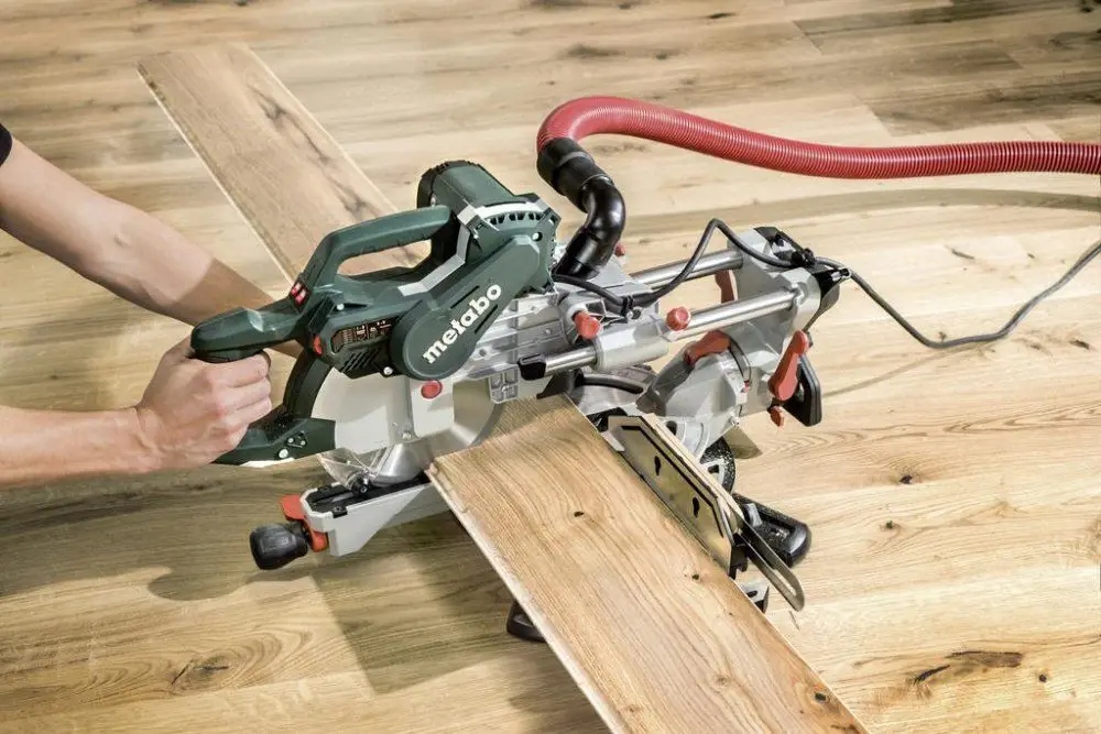 Szerokie możliwości cięcia – od paneli po profile aluminiowe