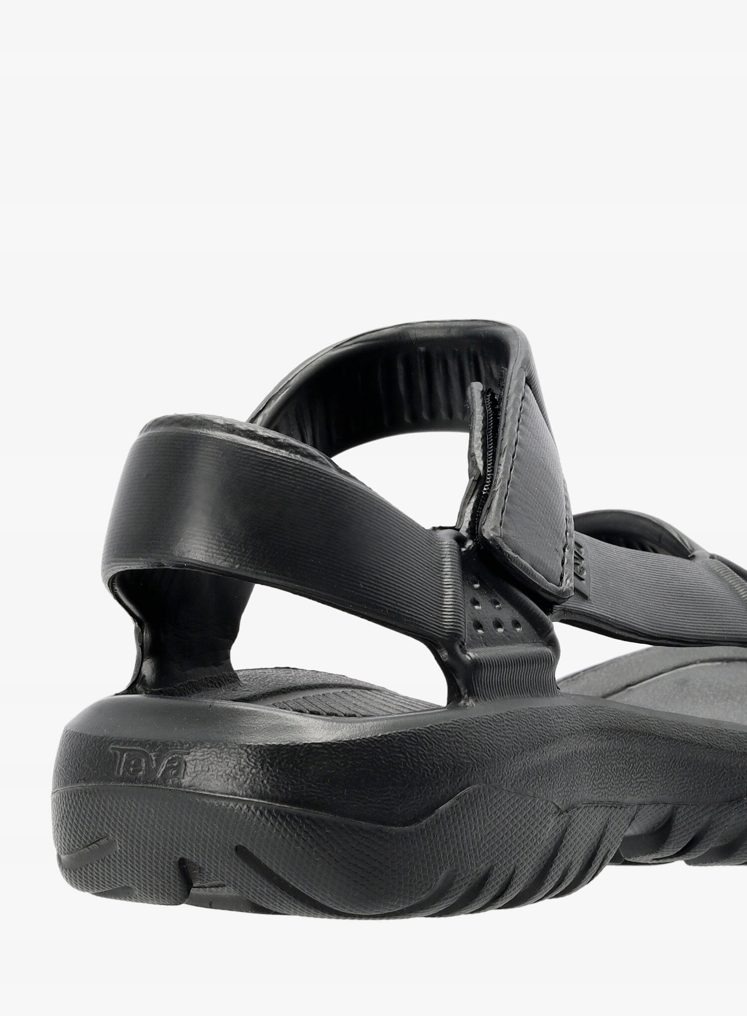 Antypoślizgowa podeszwa – Bezpieczeństwo na mokrej nawierzchni