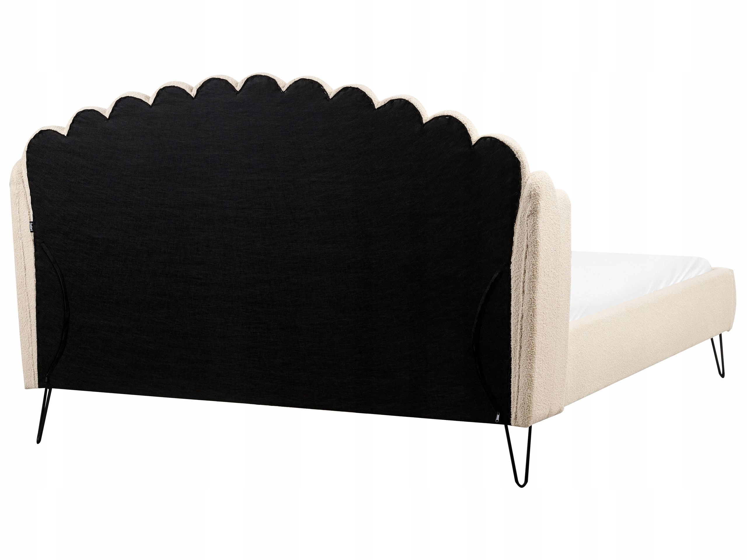 Łóżko Boucle AMBILLOU 180 x 200 cm Beżowy – Elegancja i komfort w Twojej sypialni