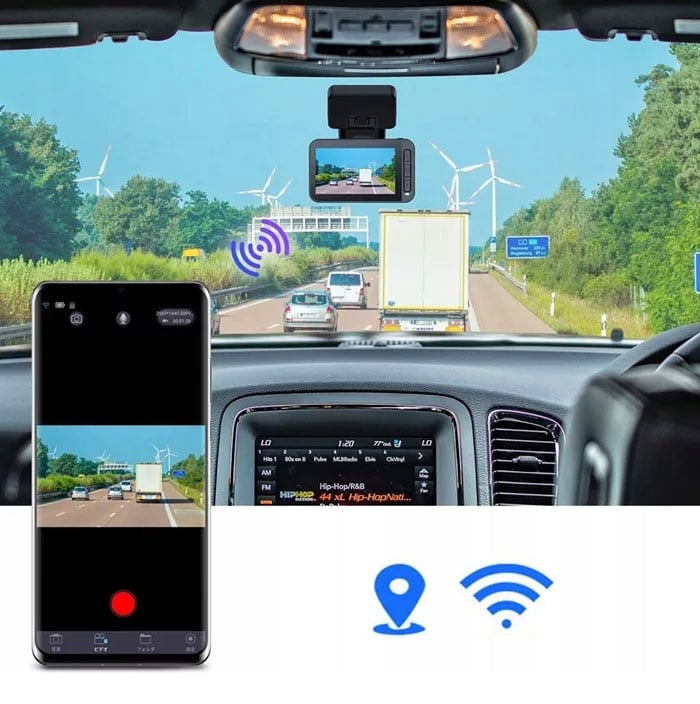 Moduł WIFI i GPS Możliwość przeglądania nagrań zapisanych na karcie pamięci.