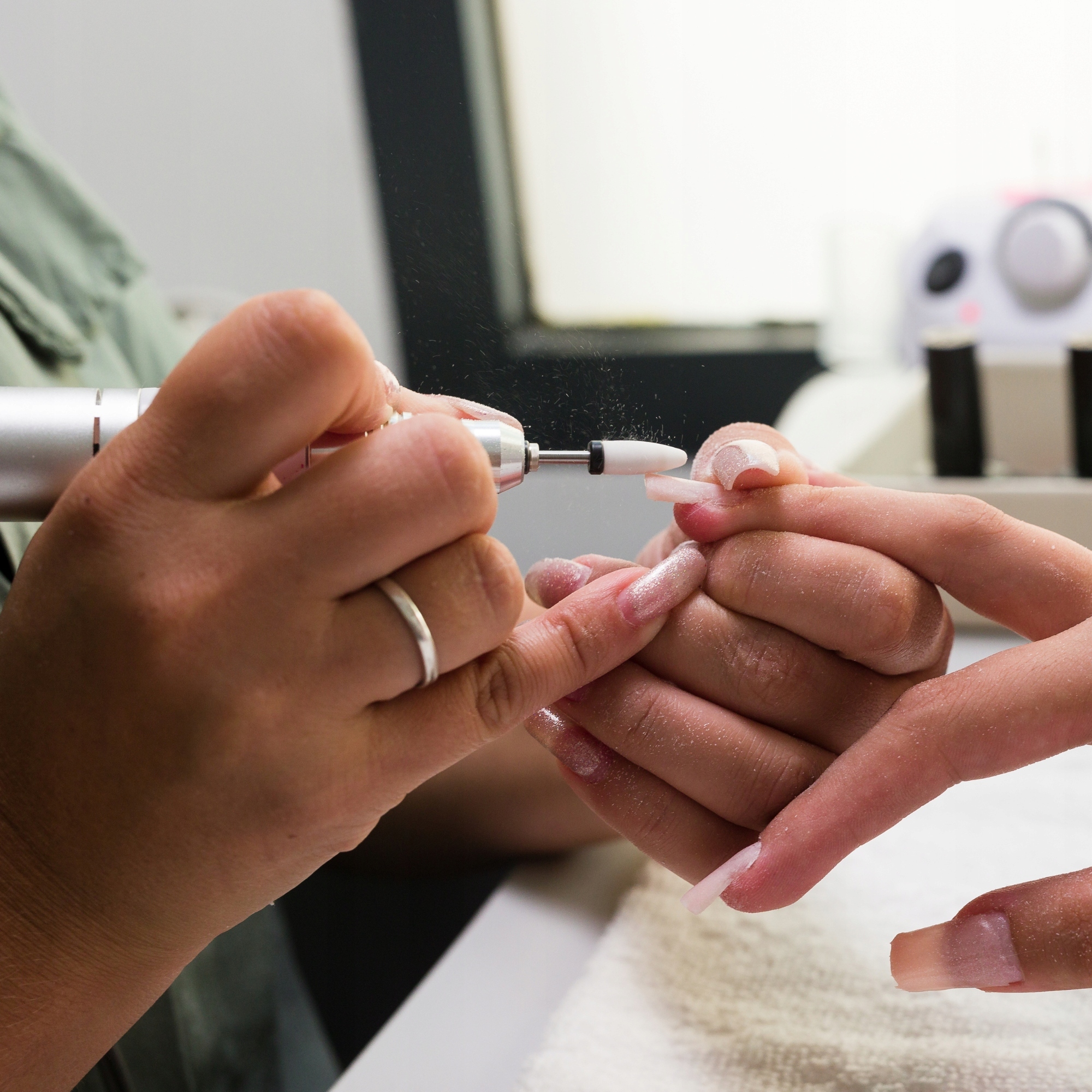 Intuicyjne sterowanie i zmiana kierunku obrotów – komfort użytkowania dla każdego