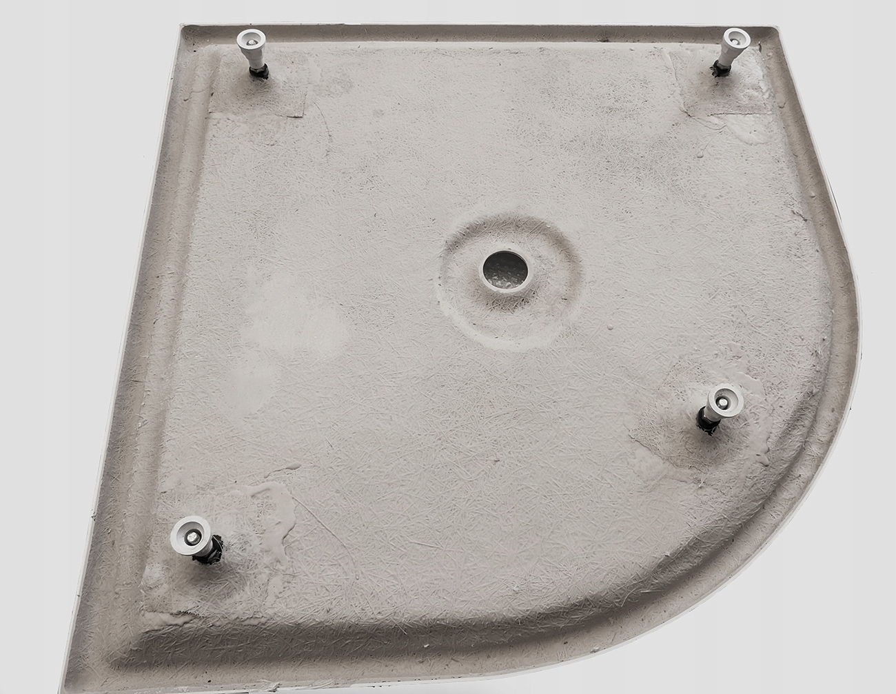 Materiał solid surface – trwałość i łatwość w utrzymaniu czystości