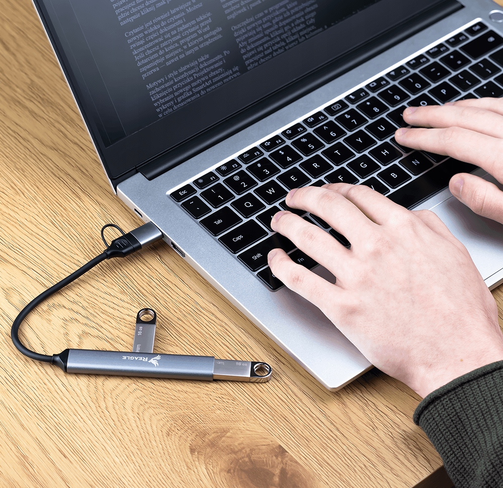 Podwójny wtyk USB – Kompatybilność z urządzeniami