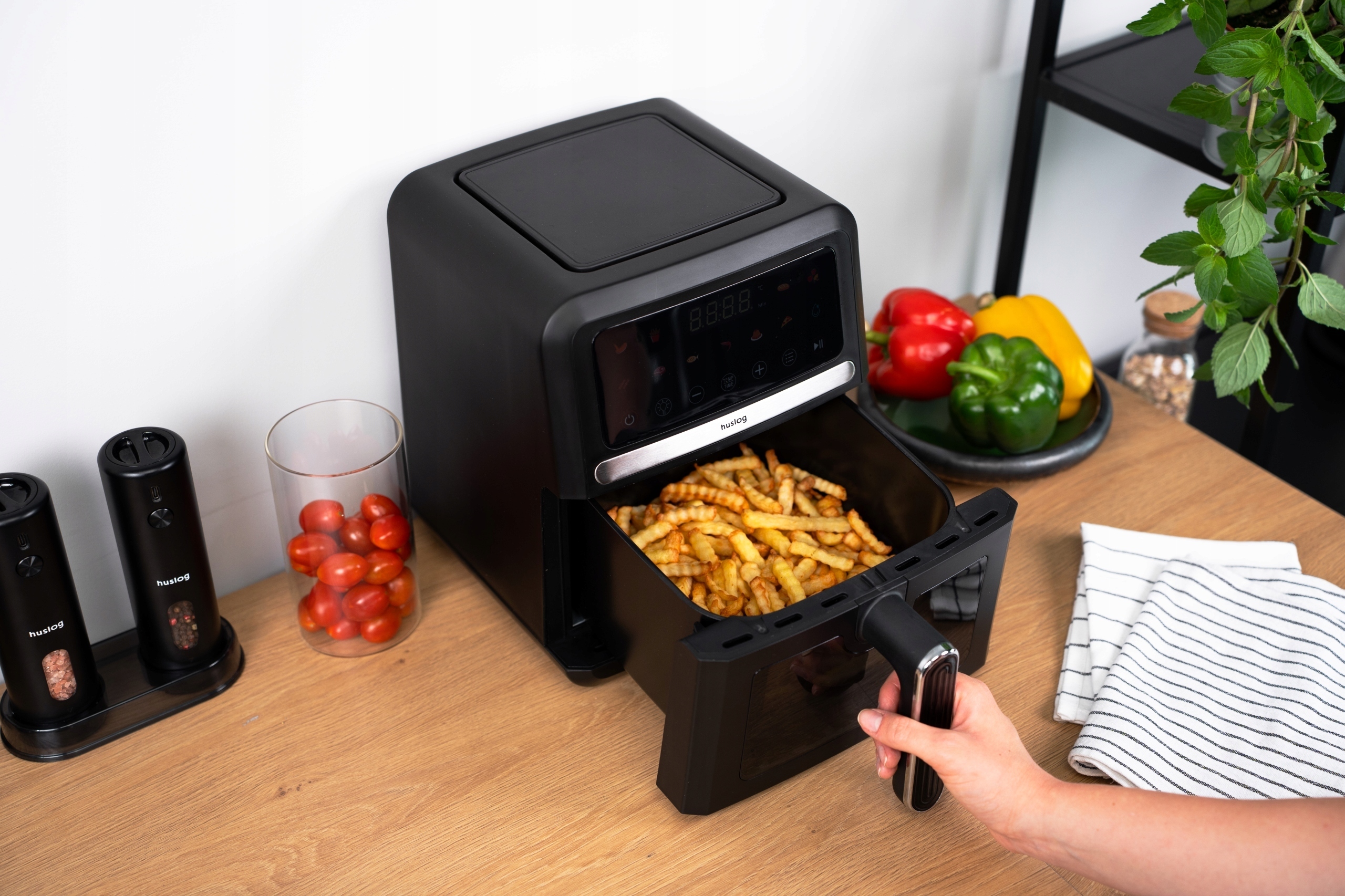 Frytownica beztłuszczowa Huslog 1500W – gotowanie dla całej rodziny