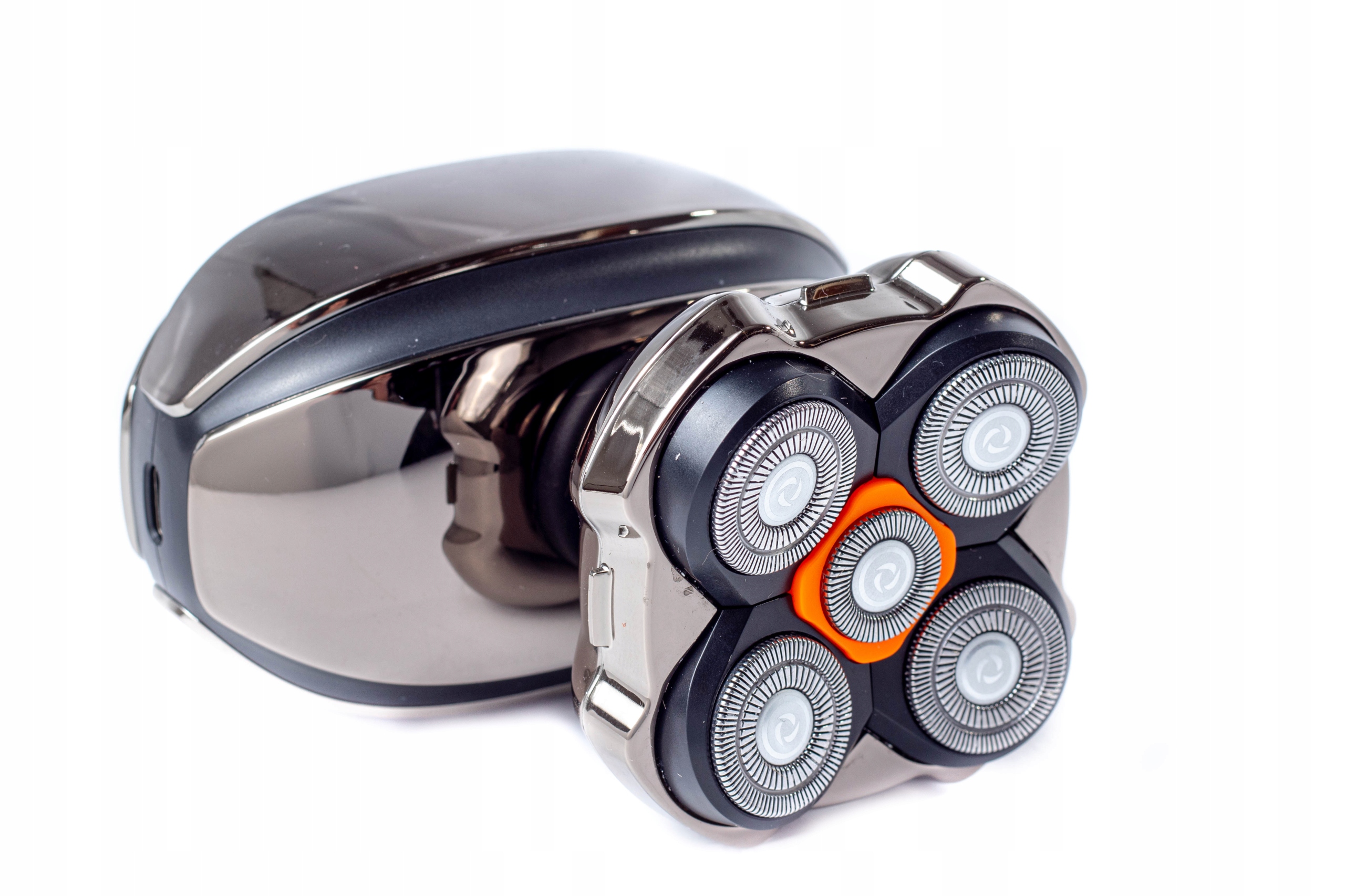 Ruchome Ostrza 5D – Golenie Dopasowane do Twojej Twarzy