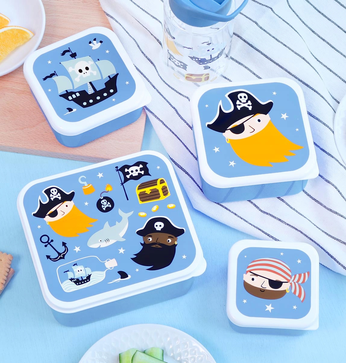 Kolorowy design z motywem piratów