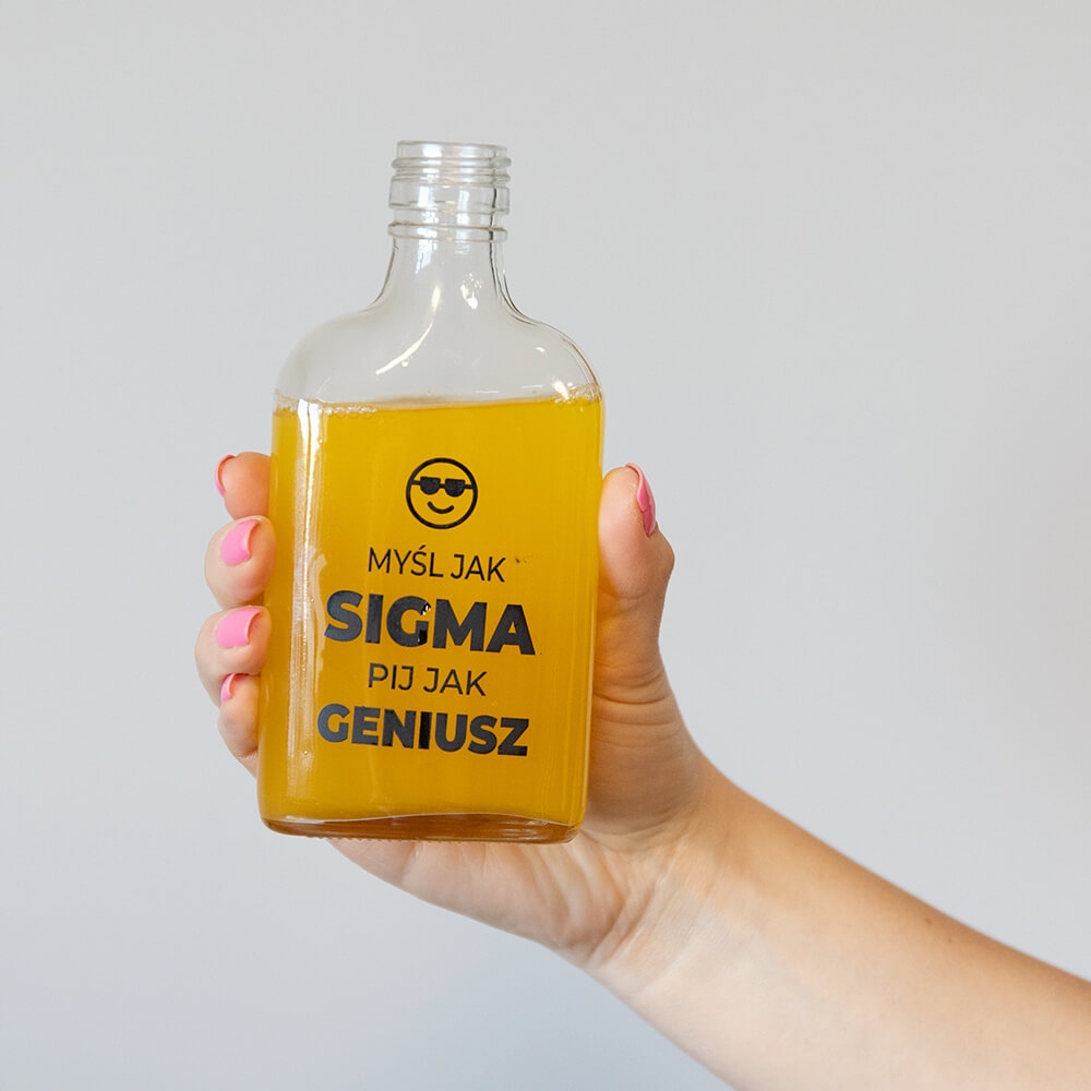 Pojemność 200 ml - idealna na uniwersalny trunek