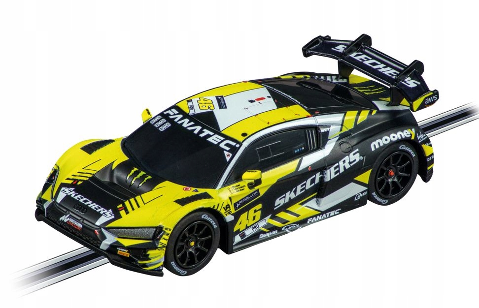 Skala 1:43 i kompatybilność z torami Carrera GO!!! – Zasady gry dla dwóch graczy