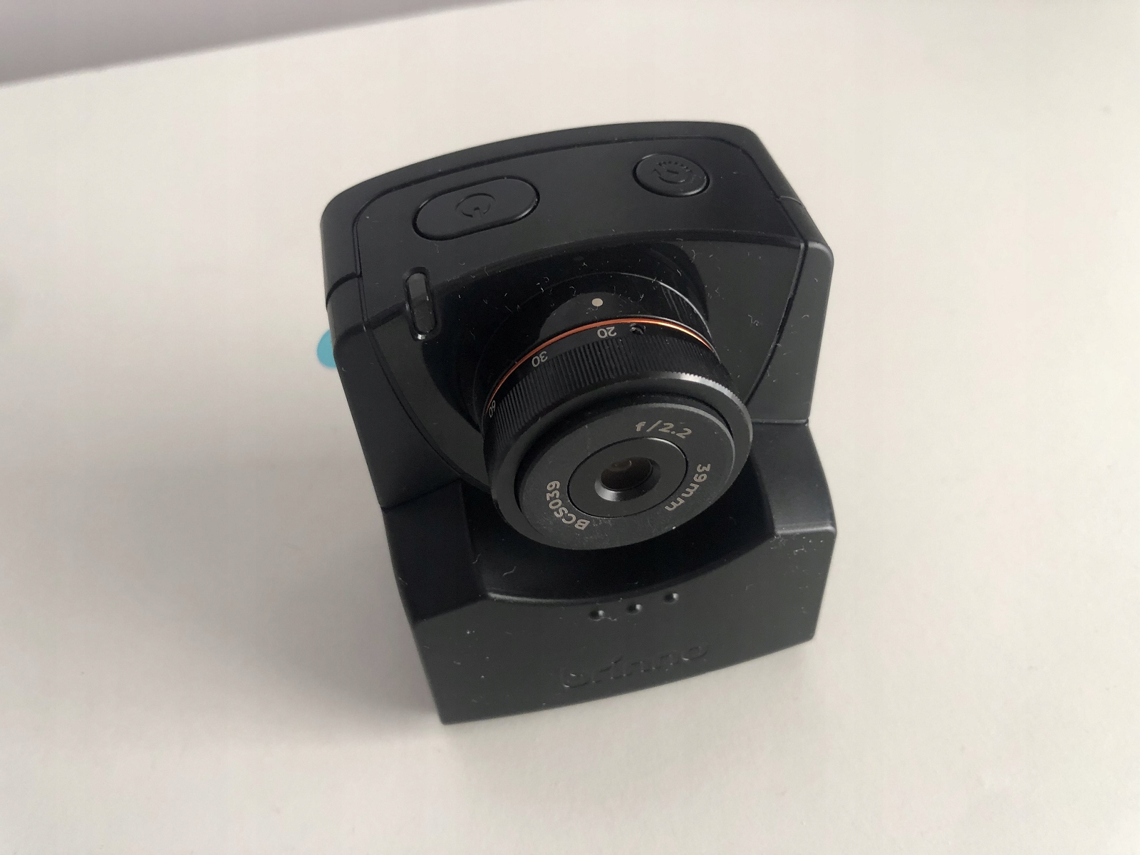 Wbudowany tryb nocny dla lepszej jakości w słabym świetle