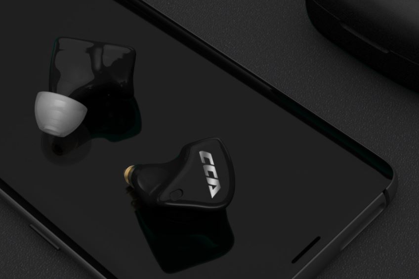 Technologia Bluetooth 5.0 – Stabilne połączenie i niskie opóźnienia