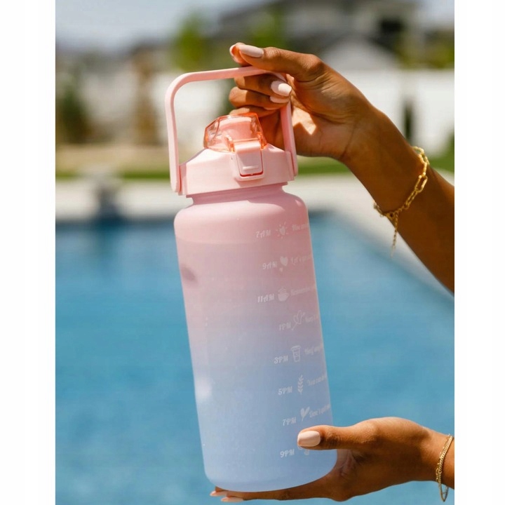 Motywacyjne hasła i zintegrowana miarka – Ułatw sobie nawodnienie