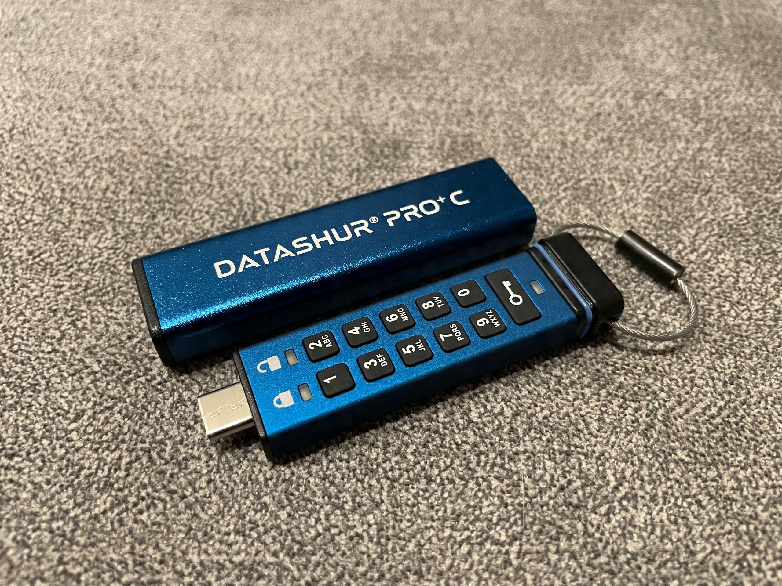 iStorage datAshur PRO+C 128 GB – Bezpieczny pendrive USB Type-C