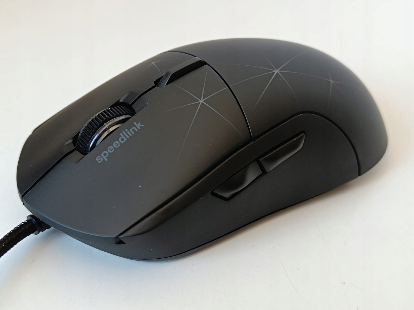 Konfigurowalne podświetlenie RGB – dostosuj do swojego stylu