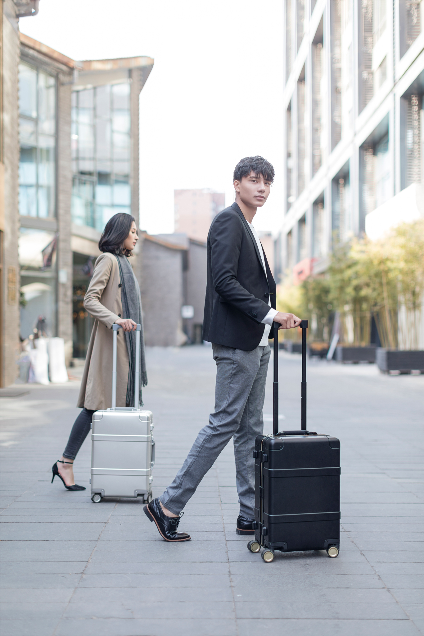 Ciche kółka obrotowe 360° – komfort w każdym kierunku