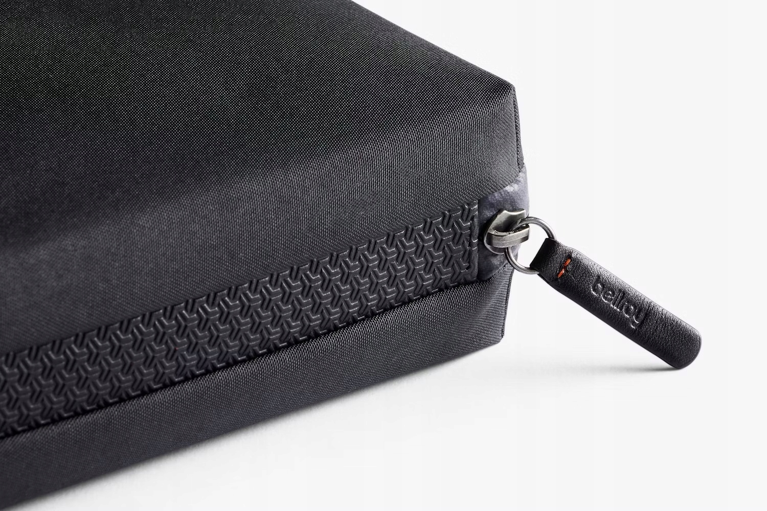 Wodoodporne zamki YKK i materiał