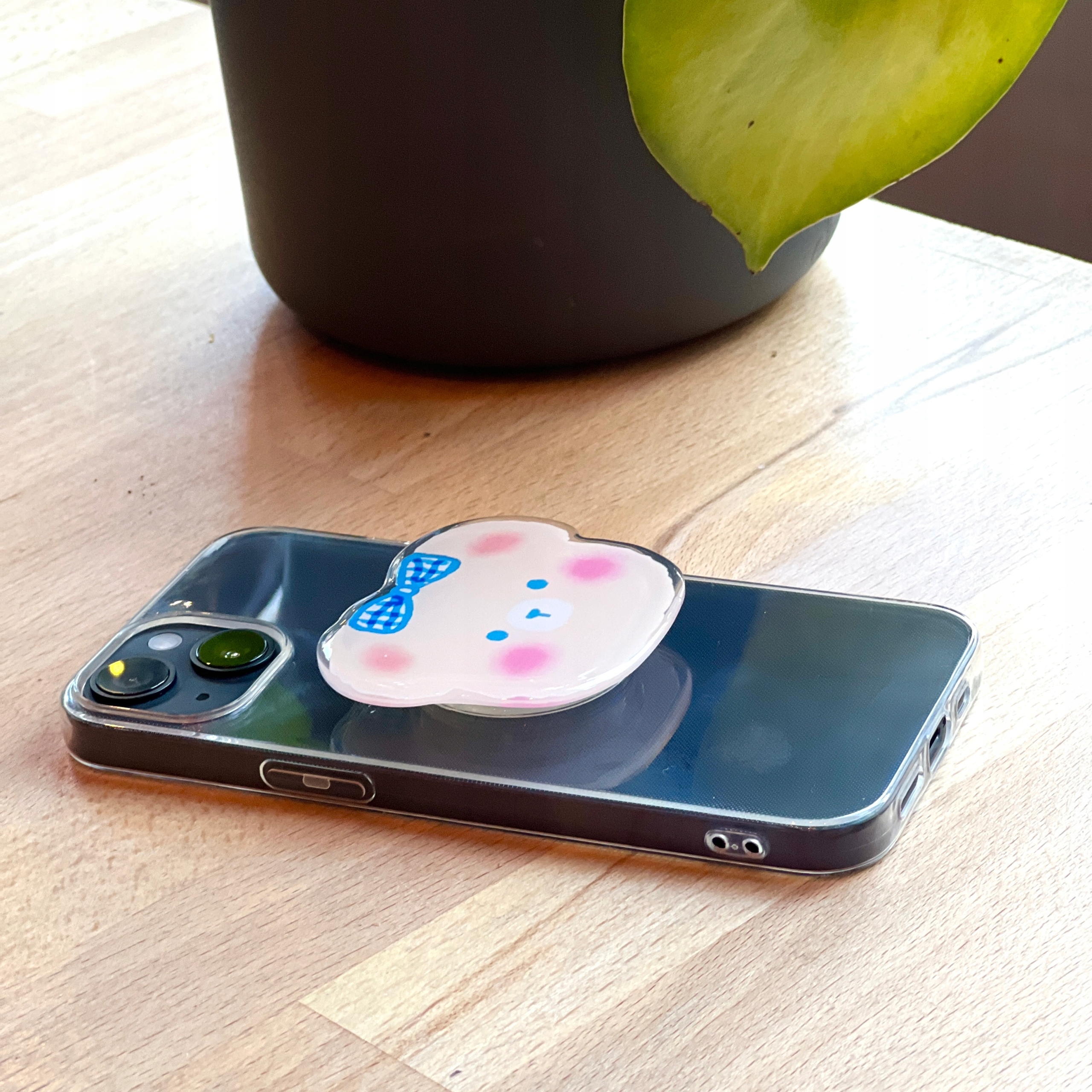 Funkcjonalność uchwytu – pewniejsze trzymanie urządzenia