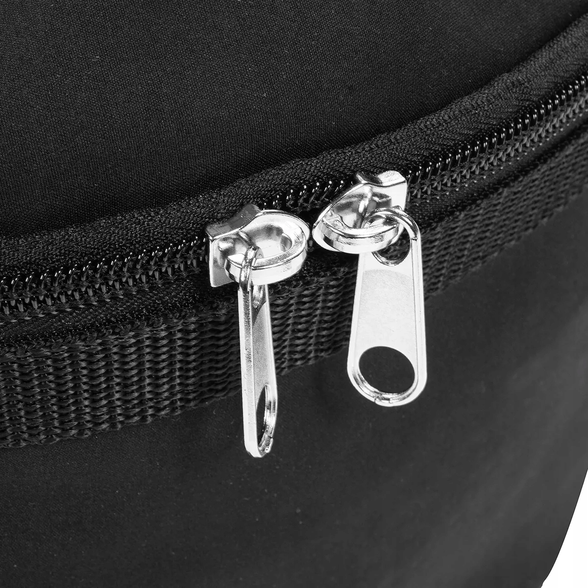 Innowacyjny materiał Anti-Scratch – Zabezpieczenie przed zarysowaniami