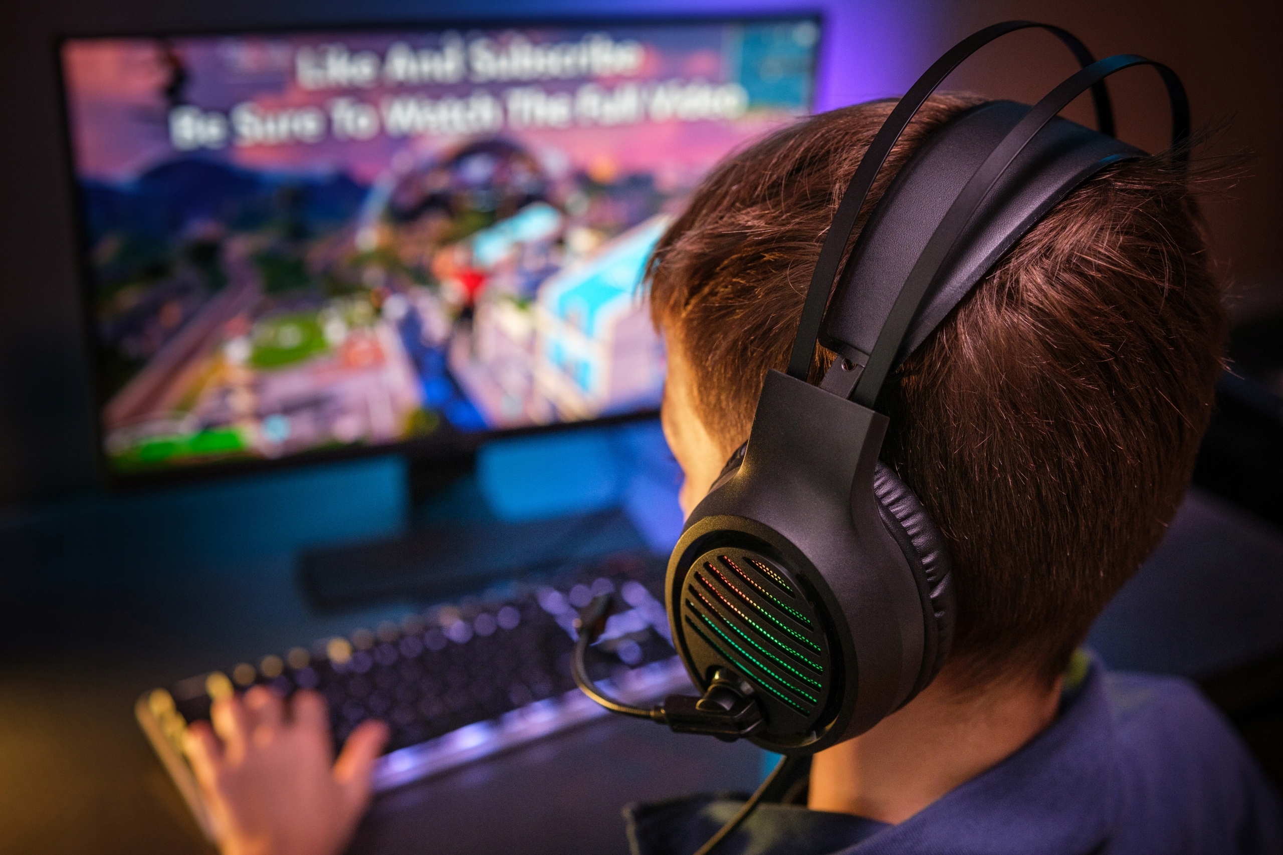 Wydajne przetworniki 50 mm dla doskonałego brzmienia