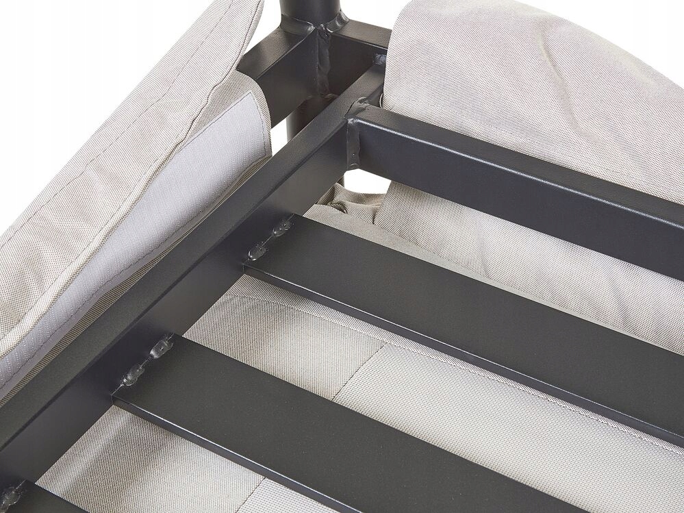 Wskazówki dotyczące pielęgnacji mebli ogrodowych