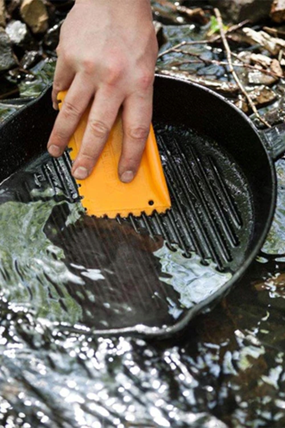 Skuteczne usuwanie zabrudzeń z żeliwa i stali