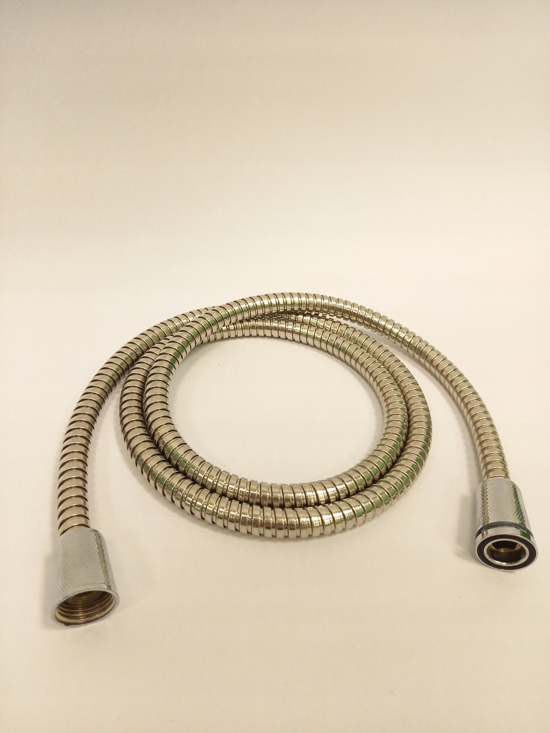 Wąż prysznicowy Wenko 150 cm – Wygodne rozwiązanie do szybkiego mycia