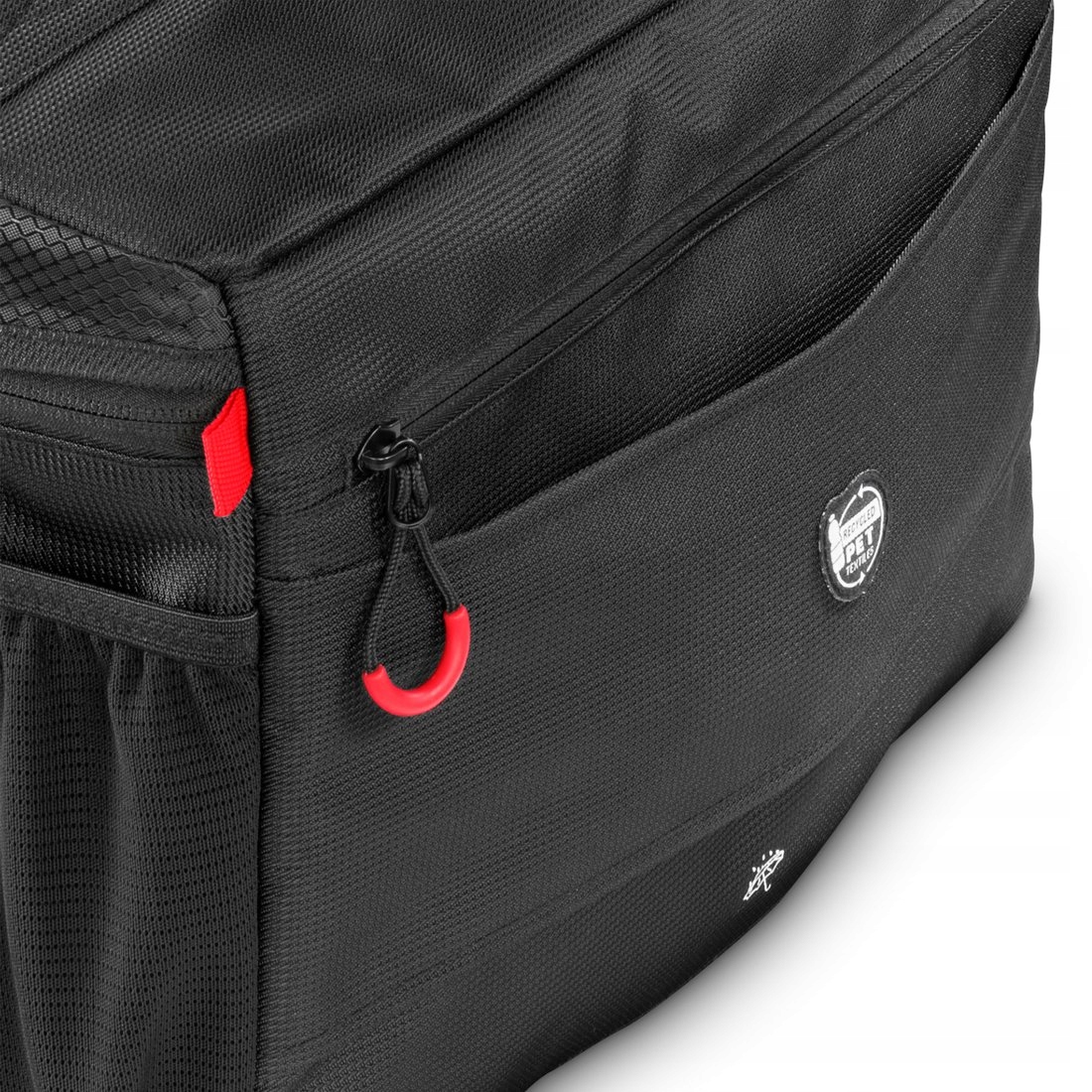 Wbudowany pokrowiec przeciwdeszczowy dla bezpieczeństwa w każdych warunkach